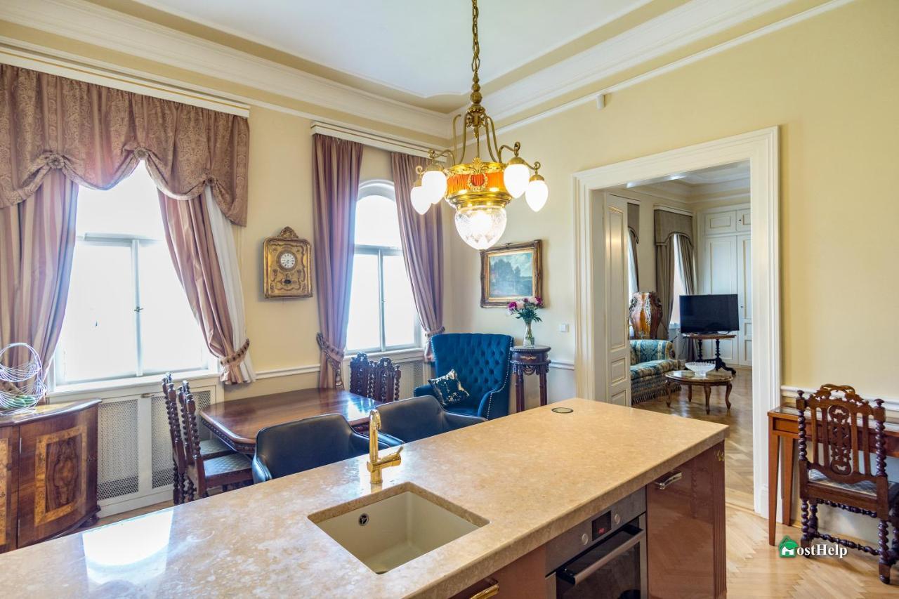 Villa With Hot-Tub, Terrace And Garden, Wenceslass Square פראג מראה חיצוני תמונה