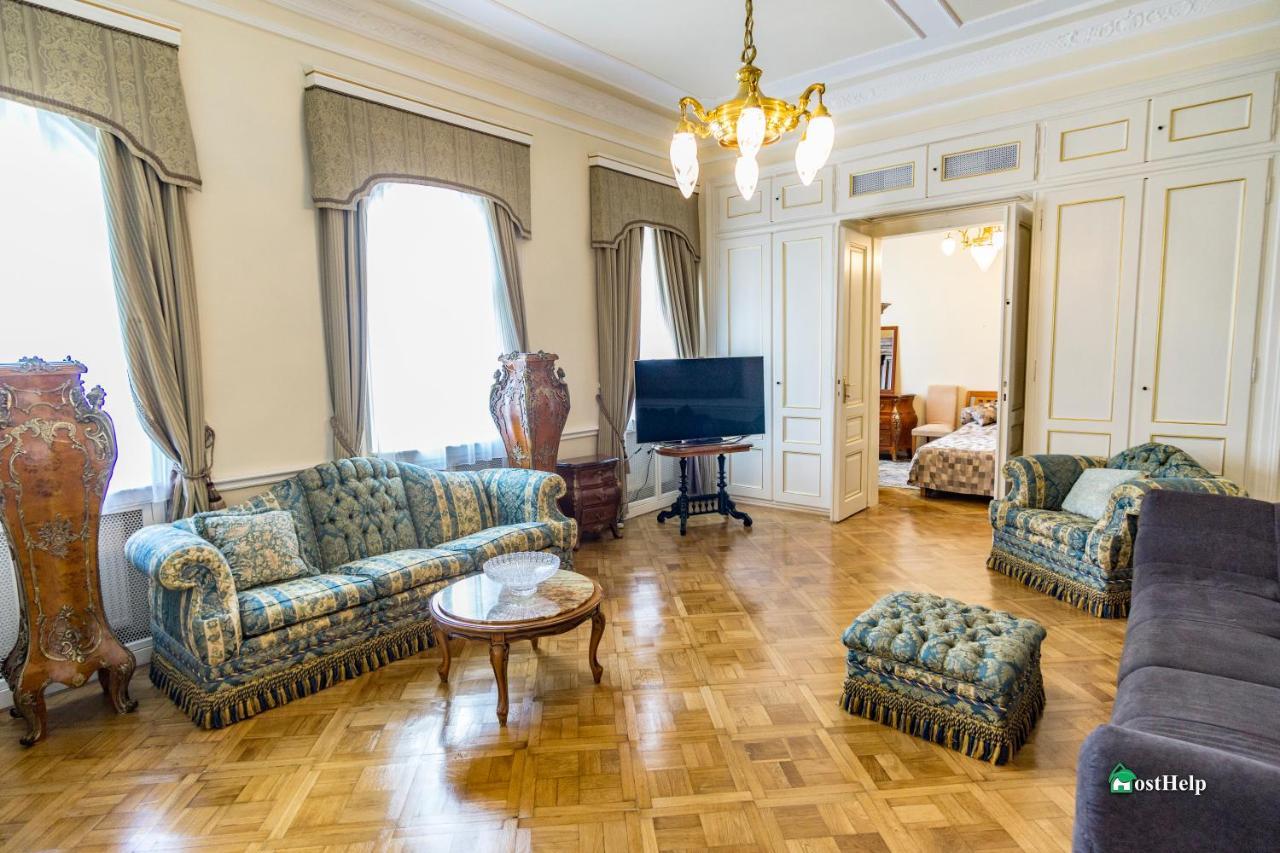 Villa With Hot-Tub, Terrace And Garden, Wenceslass Square פראג מראה חיצוני תמונה