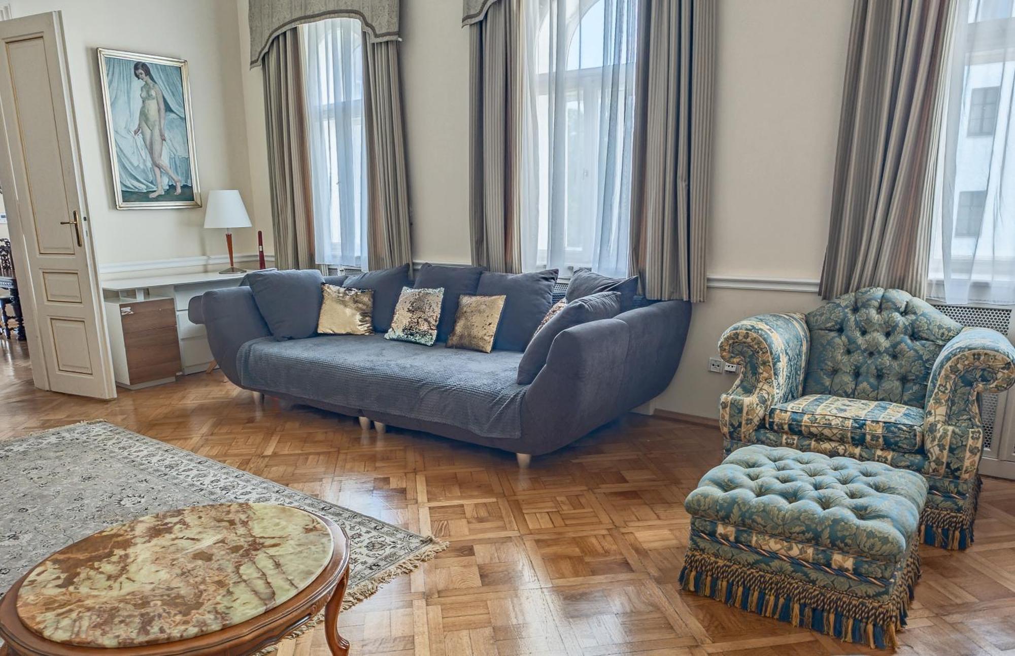 Villa With Hot-Tub, Terrace And Garden, Wenceslass Square פראג מראה חיצוני תמונה