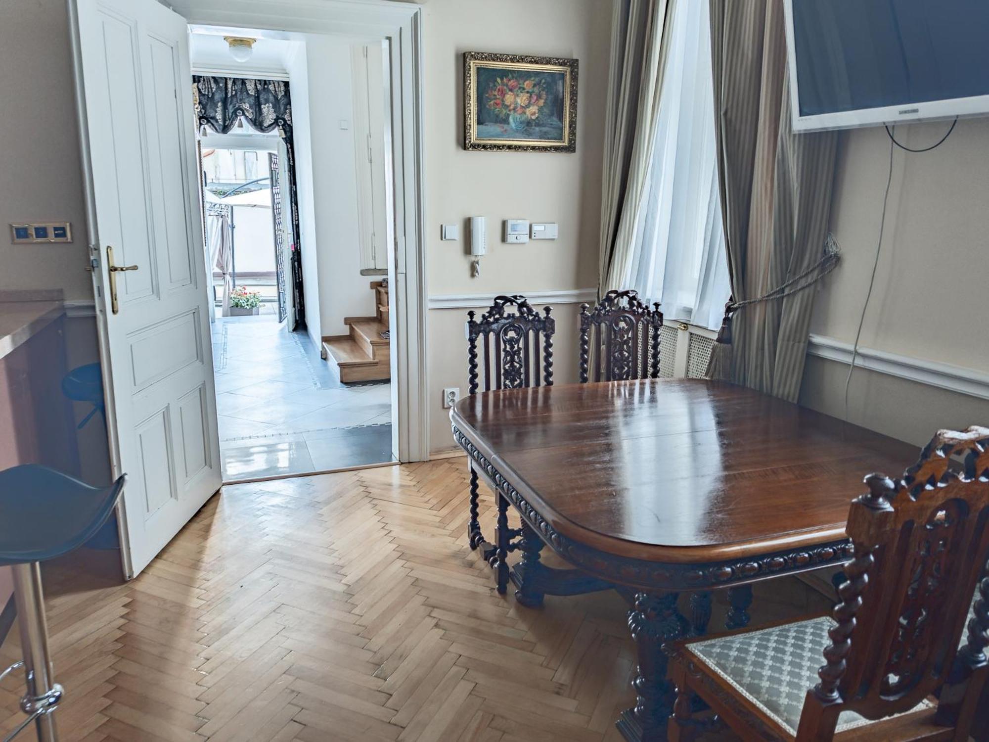 Villa With Hot-Tub, Terrace And Garden, Wenceslass Square פראג מראה חיצוני תמונה